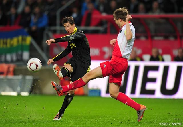 星空体育官方网站-荷甲倒计时，斯图加特国际比赛日单刀错失，细节引发关注，管理层满意，球探报告显示潜力的简单介绍