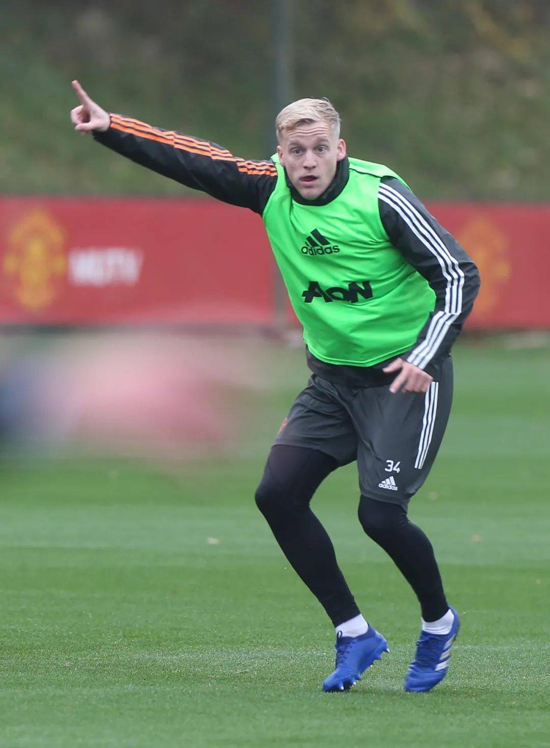 星空体育入口-关于国王杯赛程吃紧；费城76人国际比赛日迎来里程碑；引发热议；资深球员宣示担当的信息